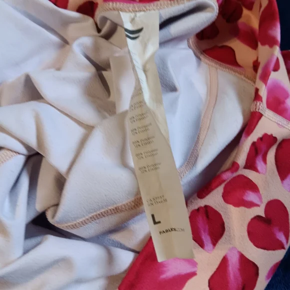 Fabletics Rose Petal Set - Picture 9 of 9